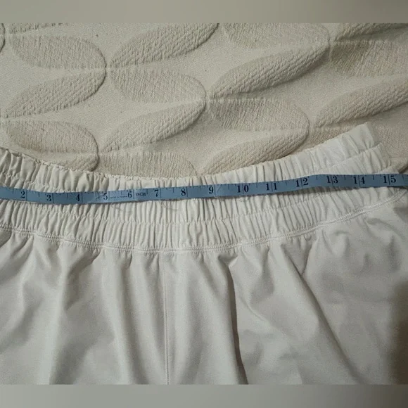 EUC like new Calia  Women's White Step Up Shorts, size L. Lined. Athletic - Picture 8 of 11
